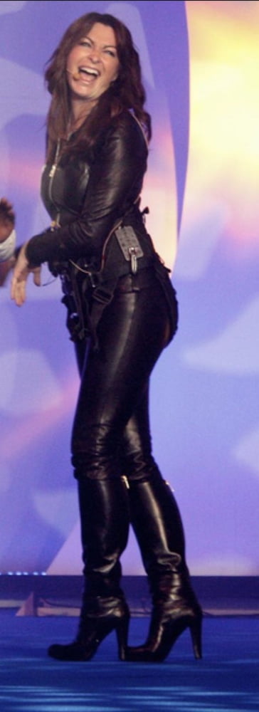 Weibliche Berühmtheit - suzi perry
 #104423059