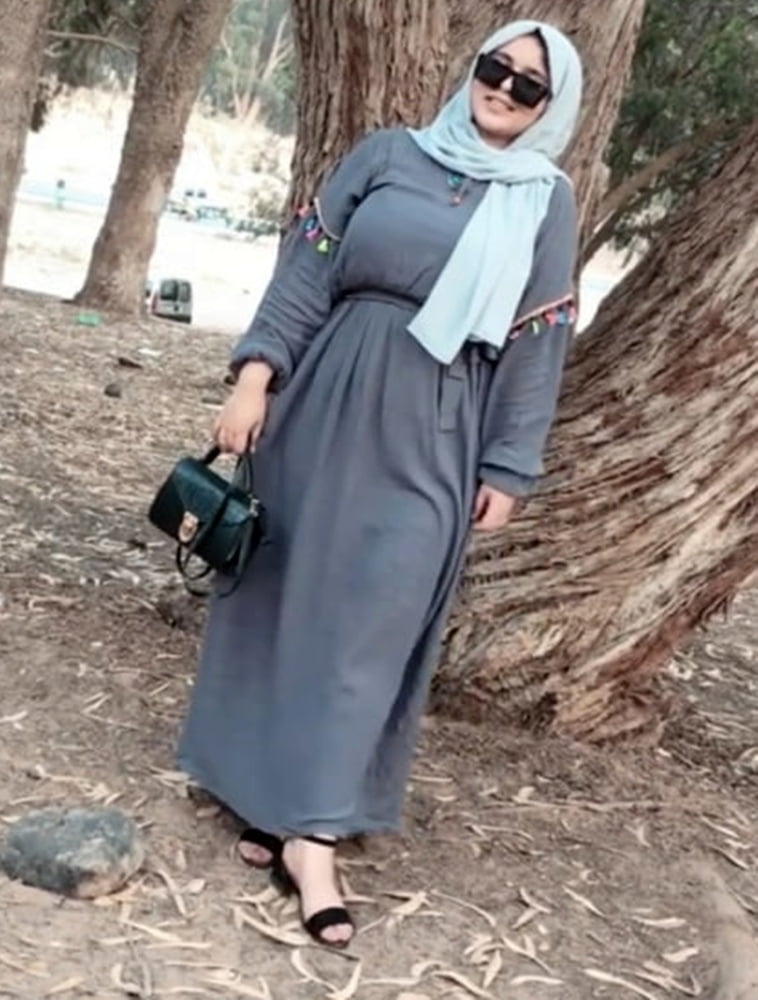 Turbanli hijab árabe turco paki egipto chino indio malayo
 #80335349