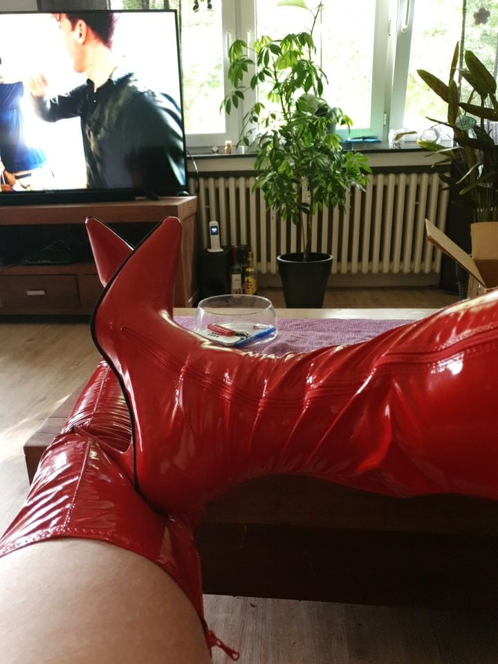 Nuevos zapatos en color rojo
 #96902433