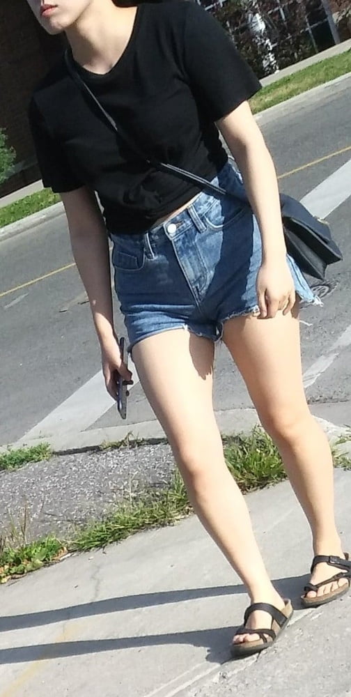 Candid legs and feet.... #88556324