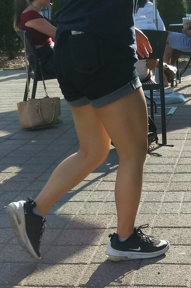 Candid legs and feet.... #88556369