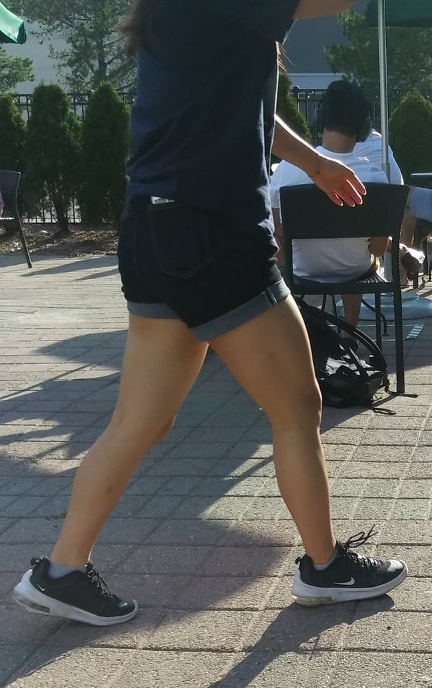 Candid legs and feet.... #88556384