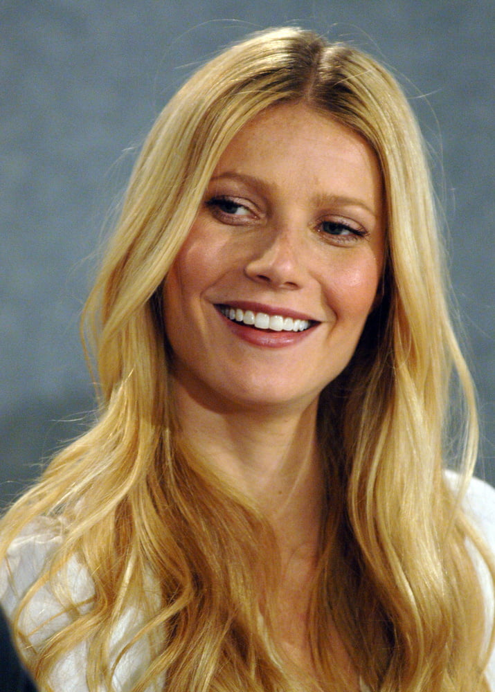 Sexy gwyneth
 #95483187