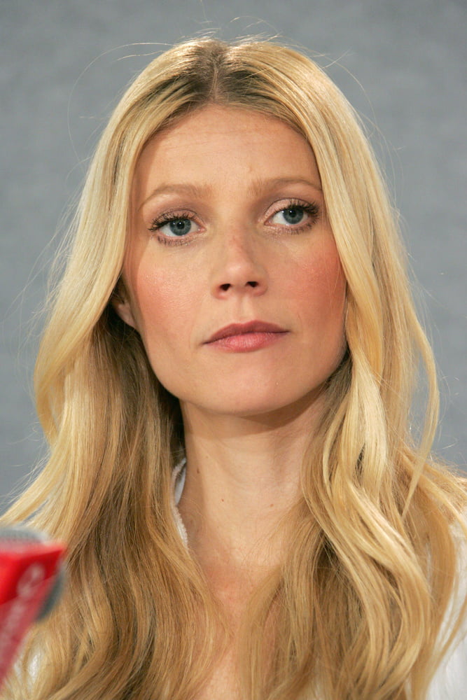 Sexy gwyneth
 #95483195