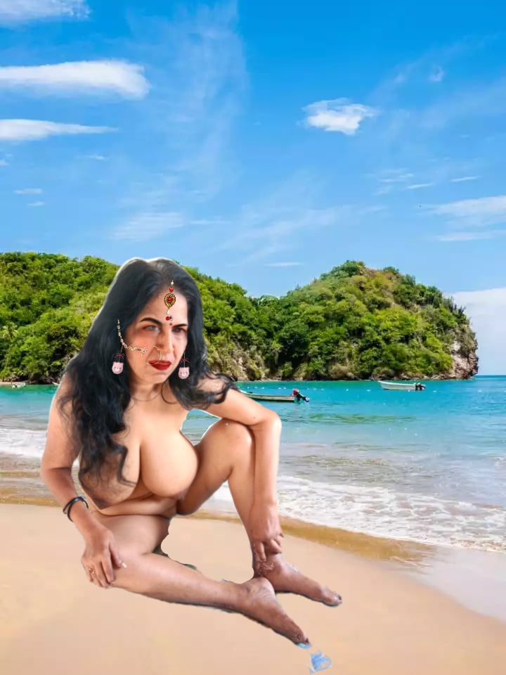 Meine nackte Frau
 #98271860