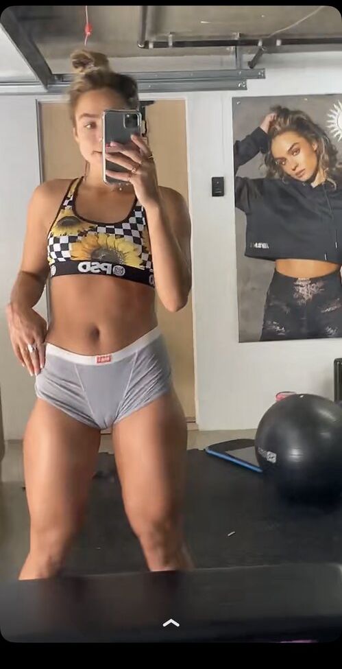 Sommer Ray nackt #107650922