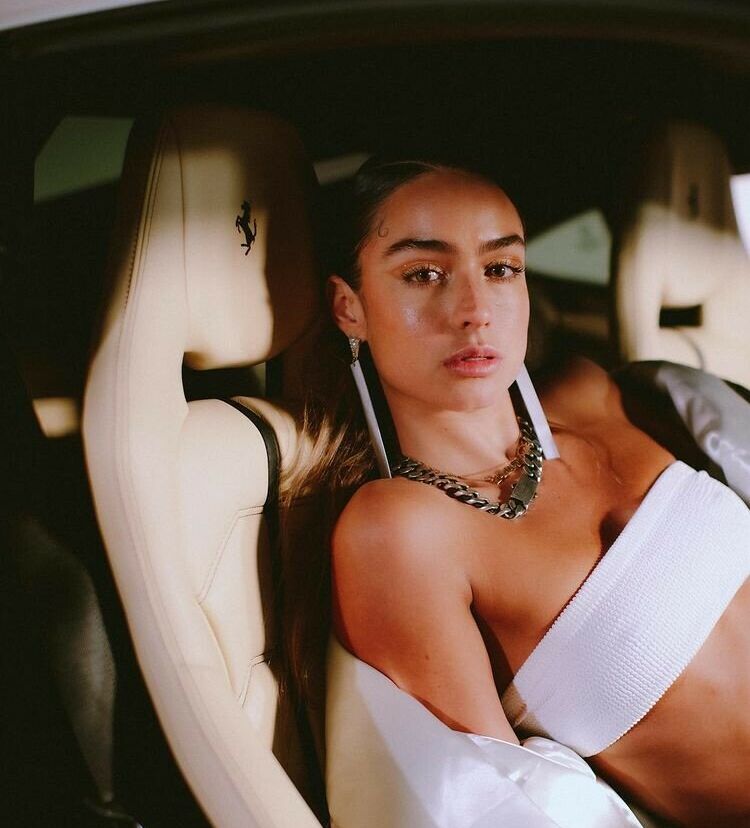 Sommer Ray nackt #107651330