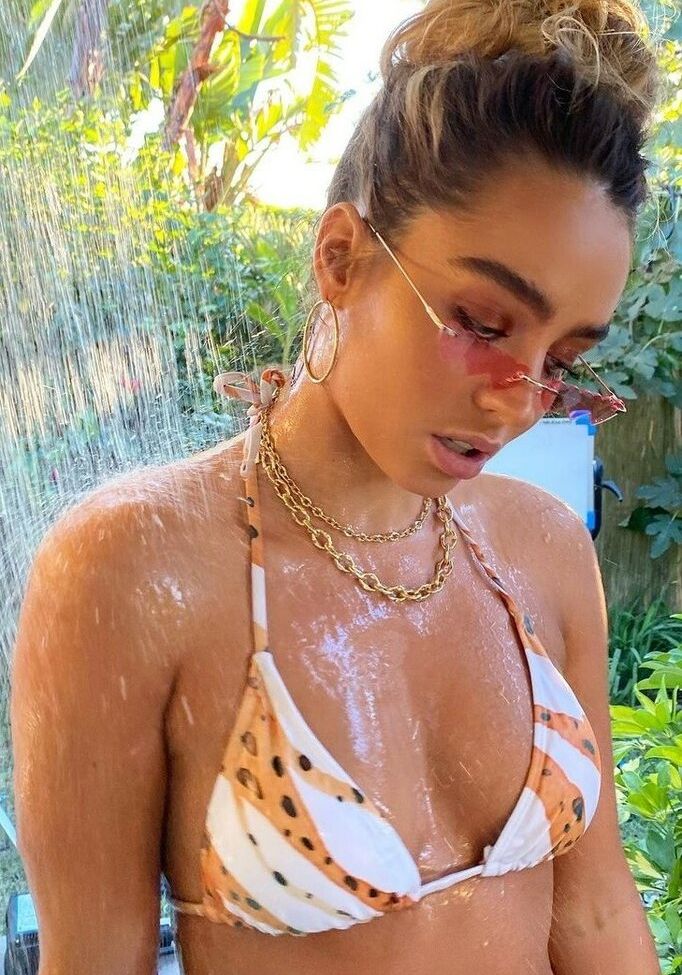 Sommer Ray nackt #107651512