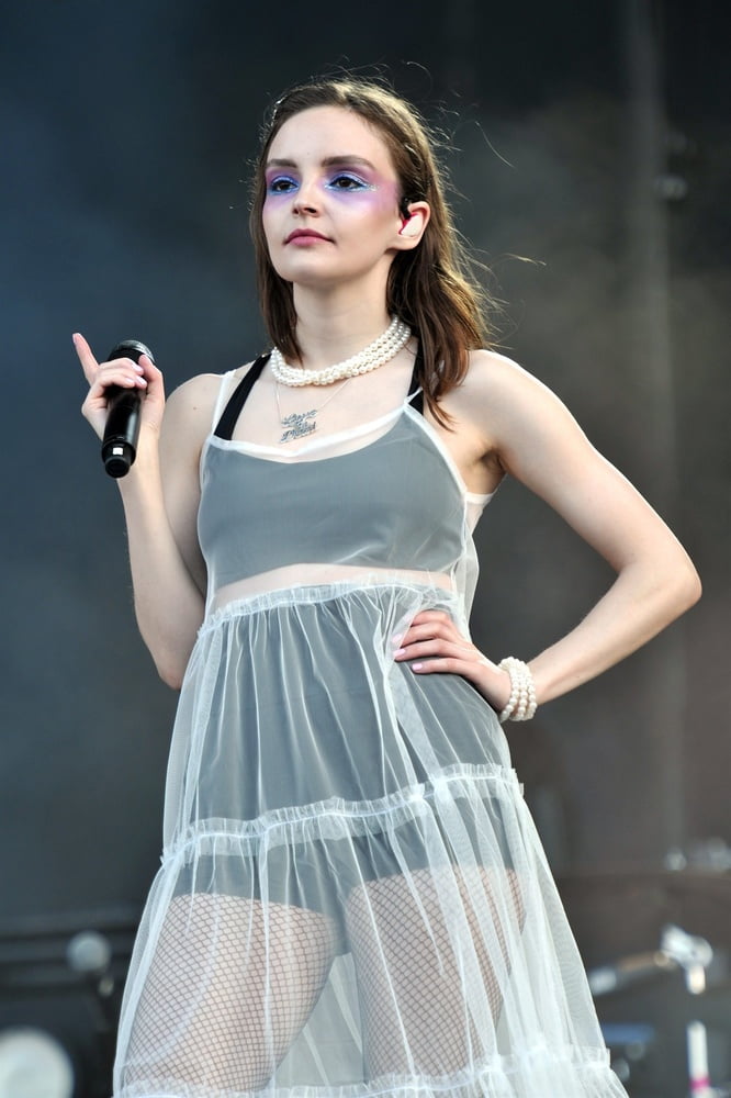 Lauren mayberry
 #93118116