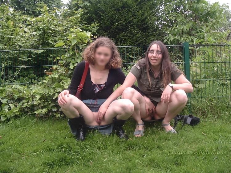 Verdrehte Mütter
 #105165513