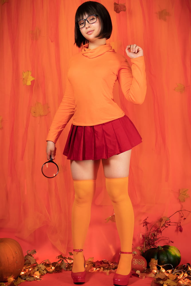 Cosplay - Velma Dinkley #105211135