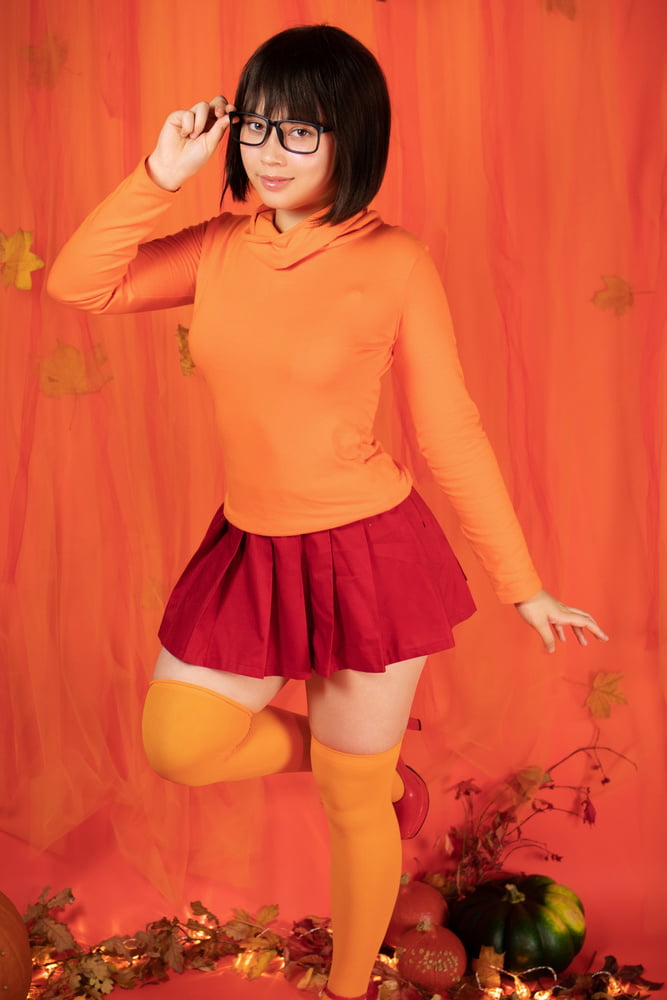 Cosplay - Velma Dinkley #105211141
