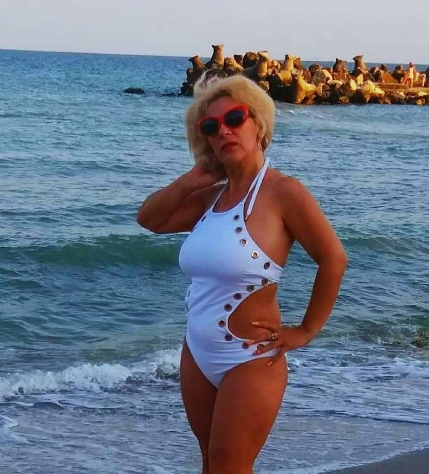 Facebook milfs
 #99997810