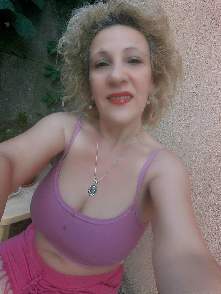 Facebook milfs
 #99997860