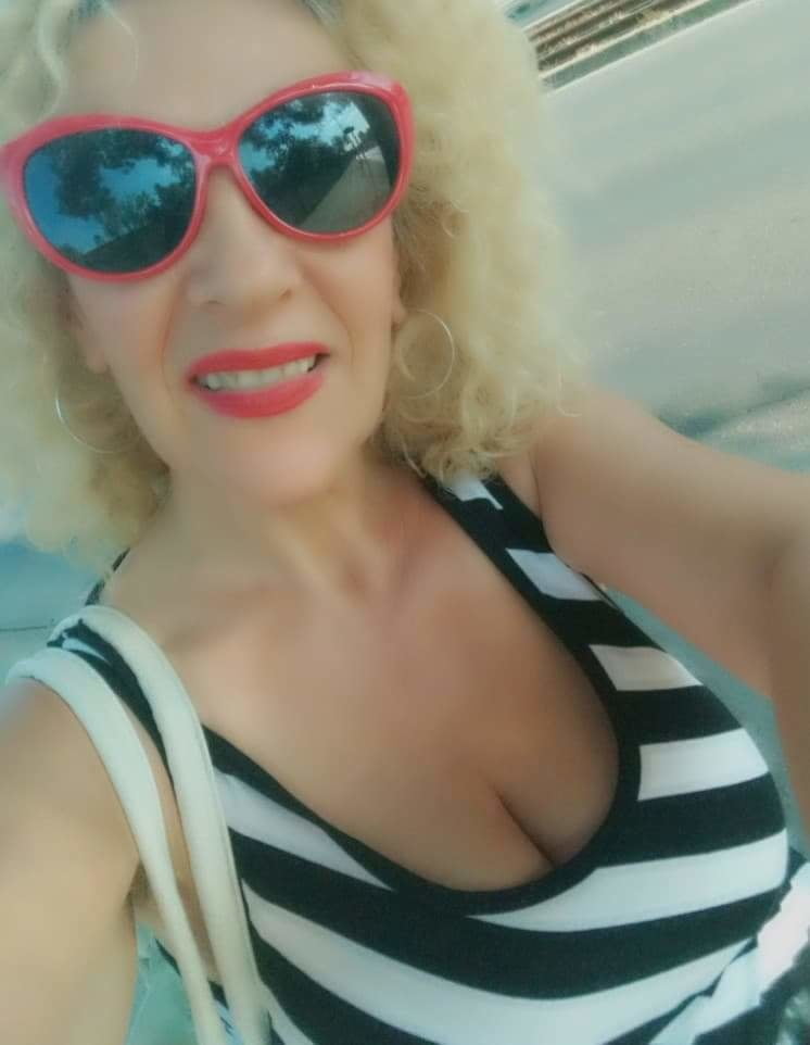 Facebook milfs
 #99997895