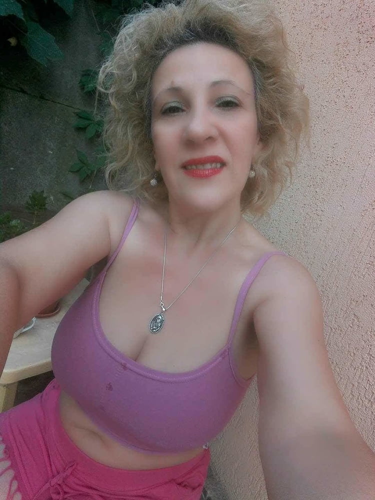 Facebook milfs
 #99997901