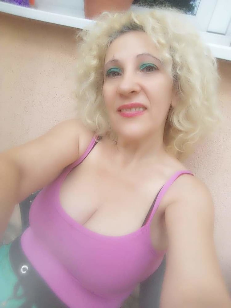 Facebook milfs
 #99997913