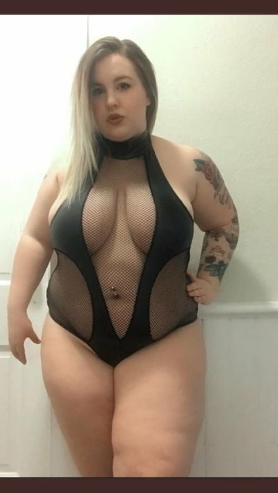 大きくてセクシーな16
 #105871217