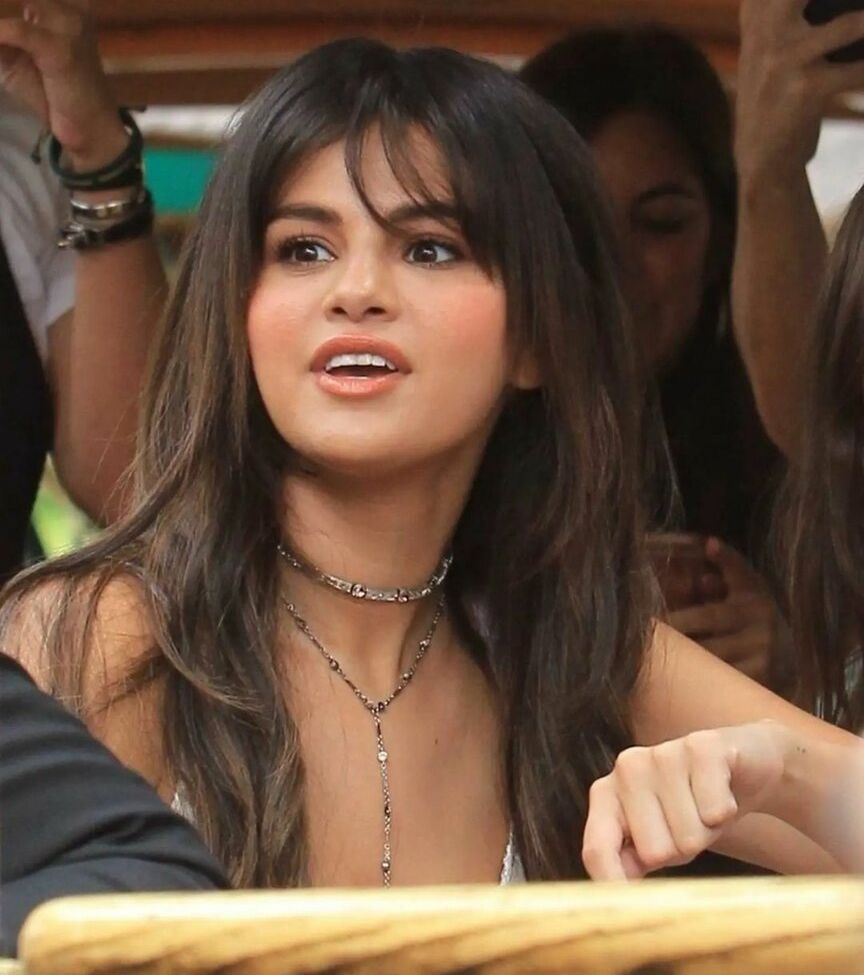 Selena Gomez nude #107577598