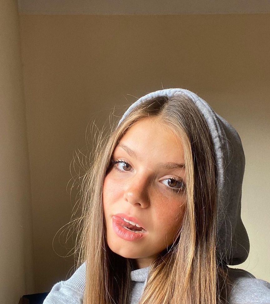 Lena Gross nackt #108984849