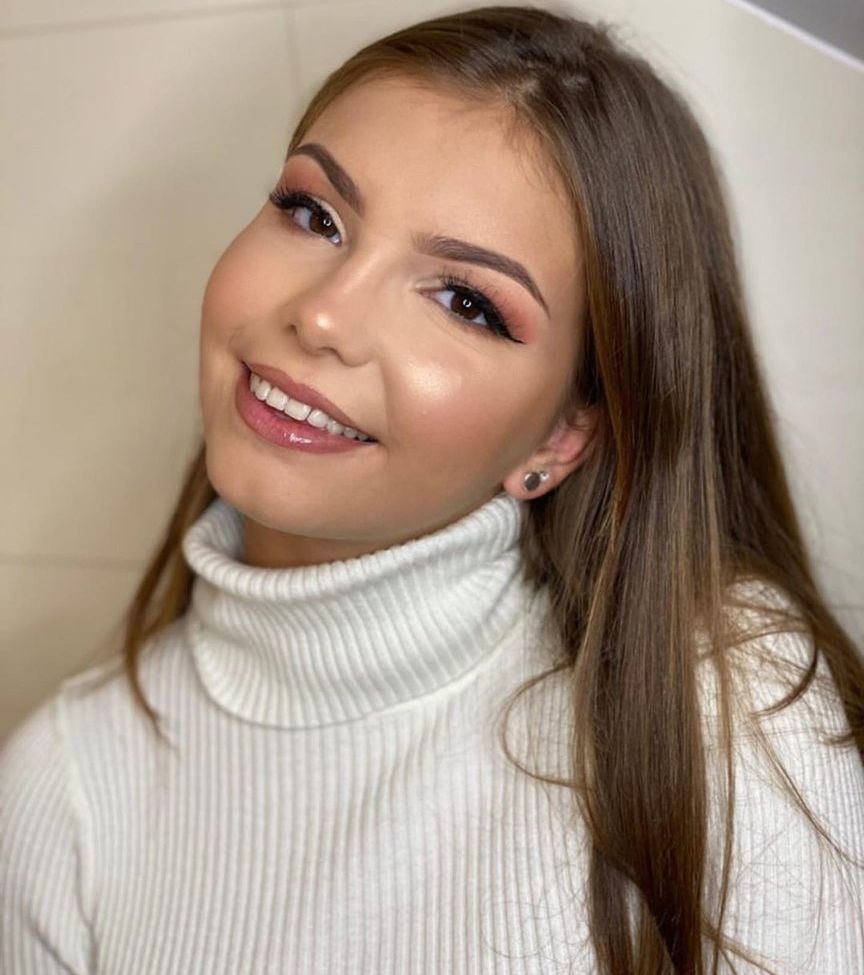 Lena Gross nackt #108984899