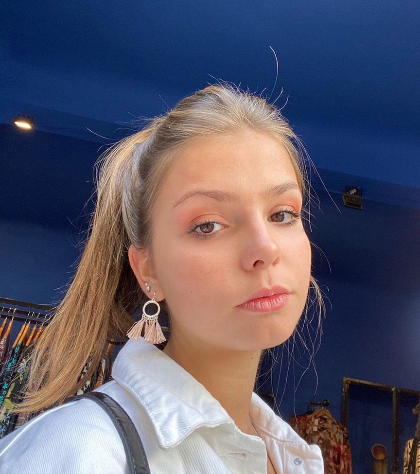 Lena Gross nackt #108984910