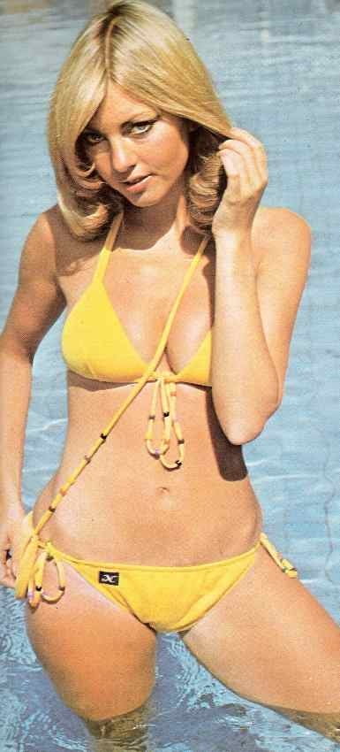 70's model gillian duxburry
 #99082912