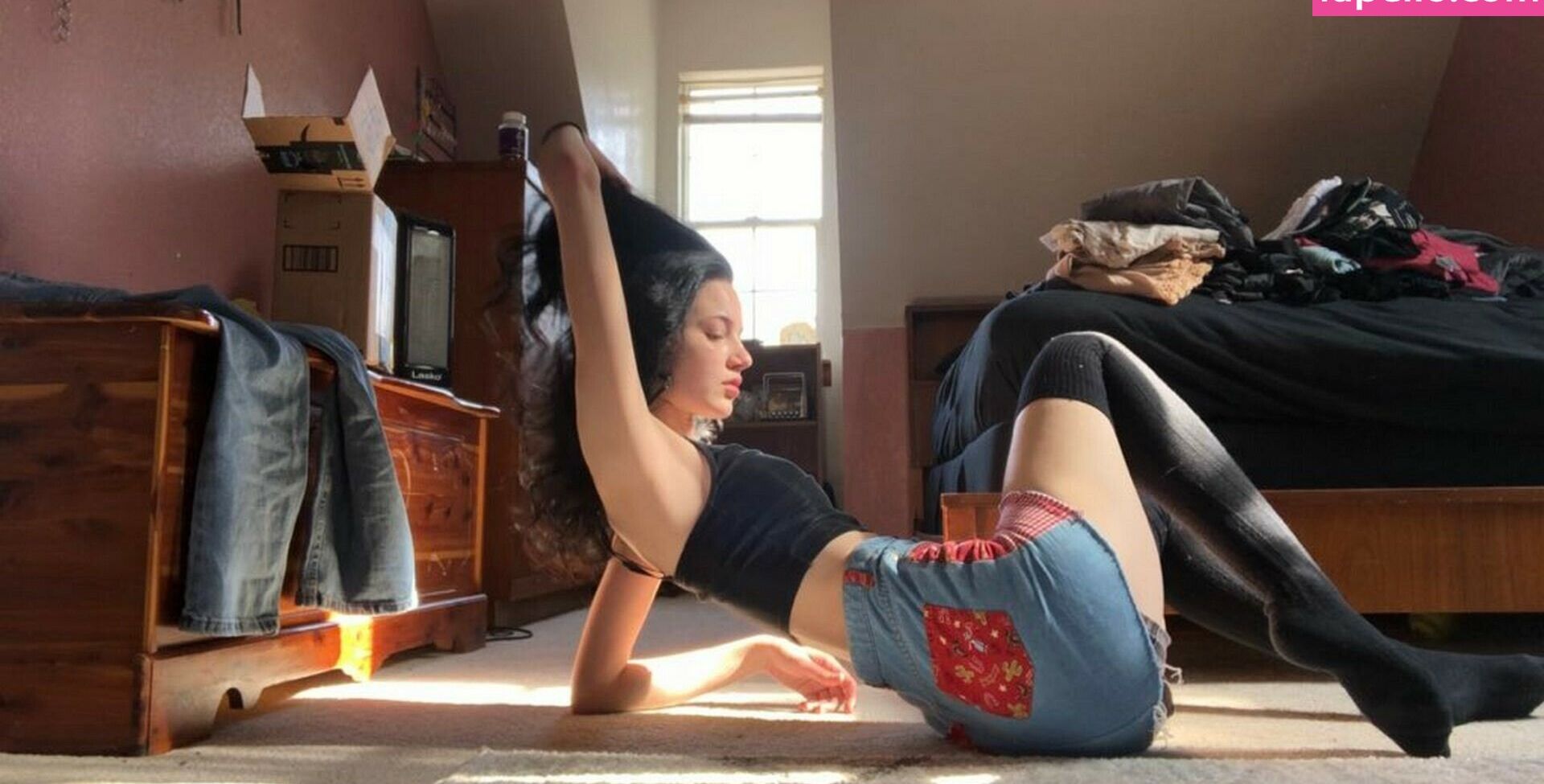 Rylrat nude #108435966