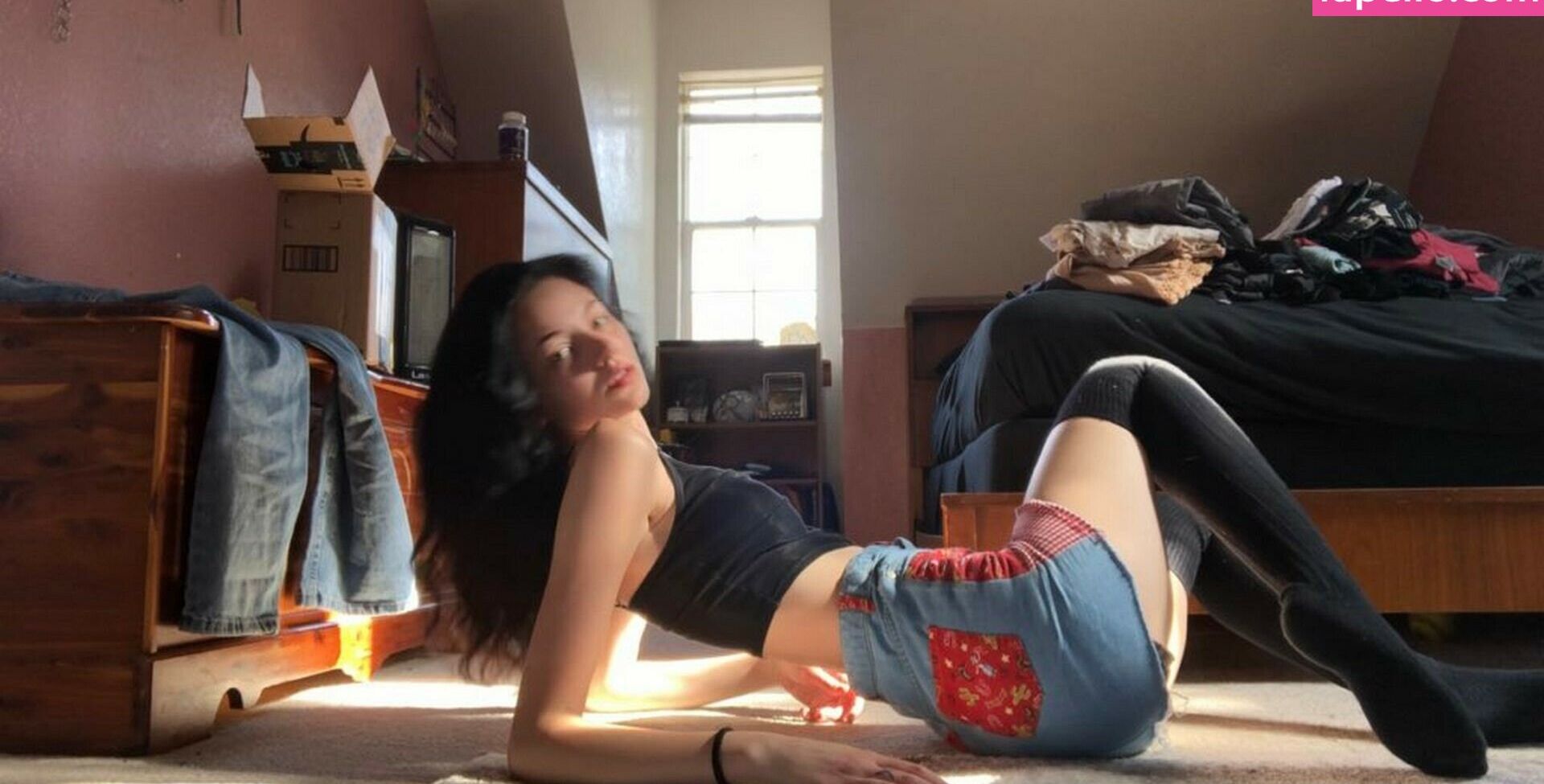 Rylrat desnuda #108435967