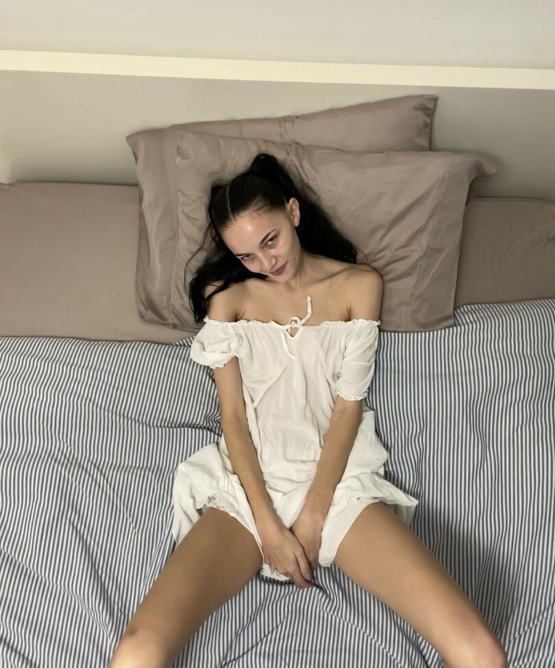 Rylrat desnuda #108436002