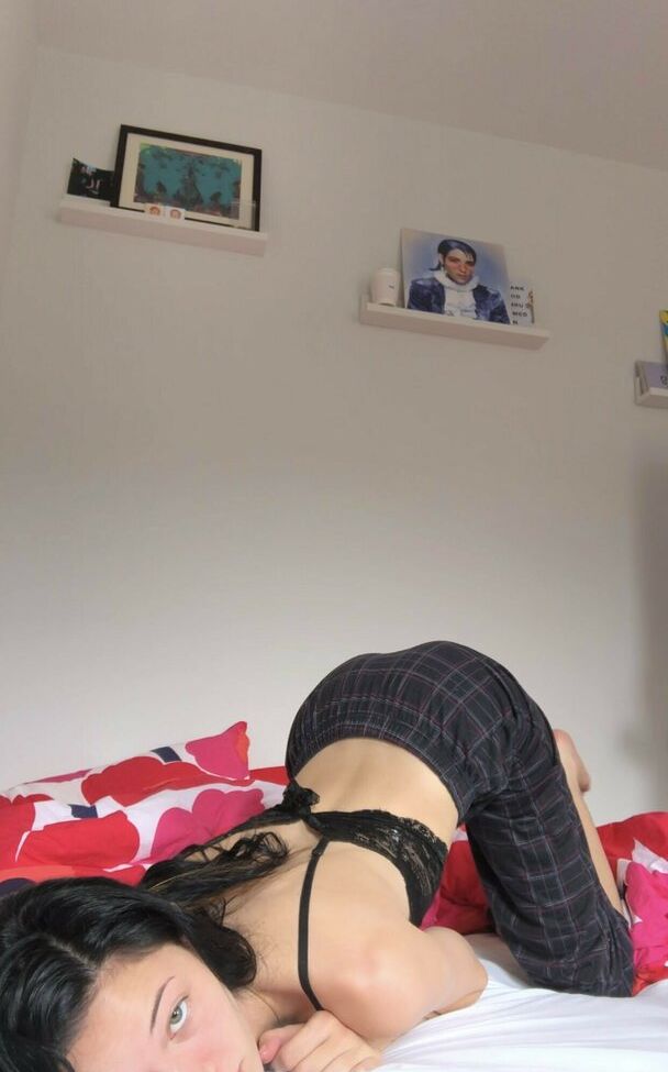 Rylrat desnuda #108436025