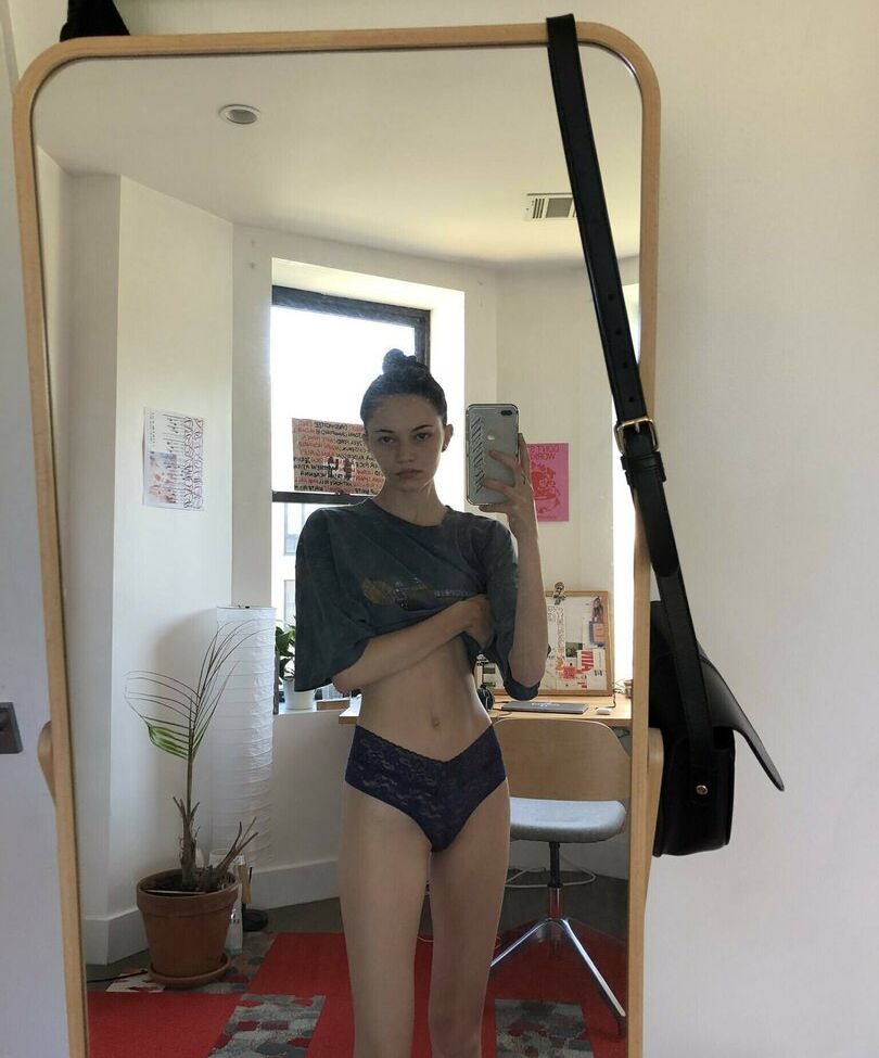 Rylrat desnuda #108436029