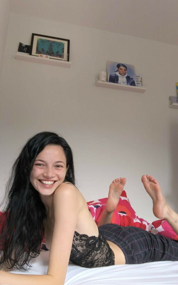 Rylrat desnuda #108436030