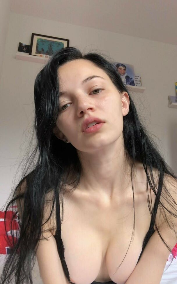 Rylrat desnuda #108436091