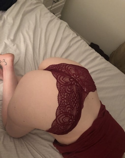 Maduras con bragas en el culo
 #91179797