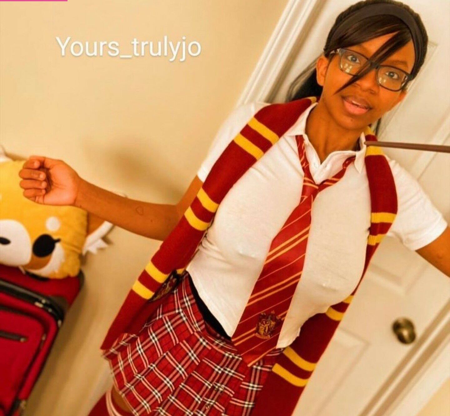 Yours_trulyjo desnuda #108123044