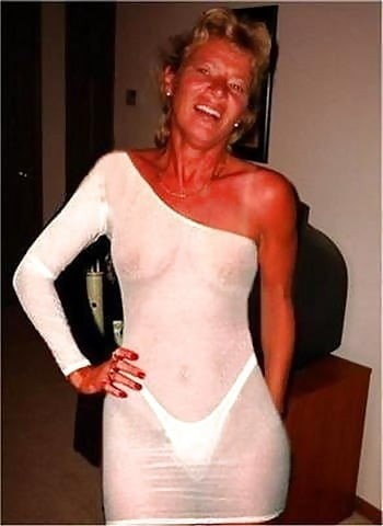 Reif gekleidet wie Schlampen 20
 #97063369