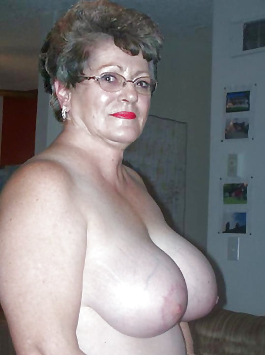 Wifes Exposed #87370218