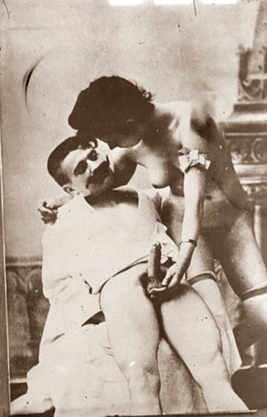 Porno del siglo XIX (varios)
 #100707907