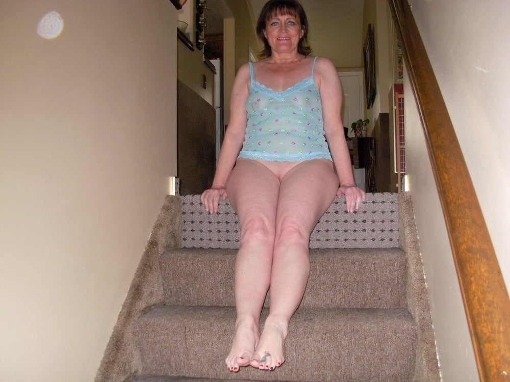 Shared Mature Whore Molly #95659952
