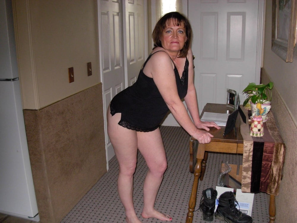 Shared Mature Whore Molly #95660093
