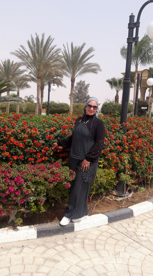 Hanaa - muslimische Hijabi heiße ägyptische Anwältin
 #79685320