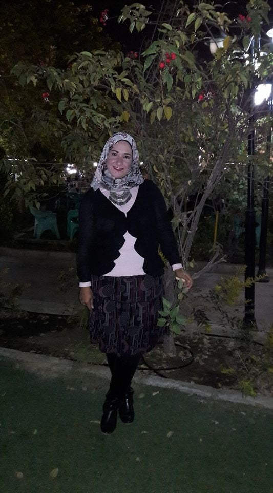 Hanaa - muslimische Hijabi heiße ägyptische Anwältin
 #79685348
