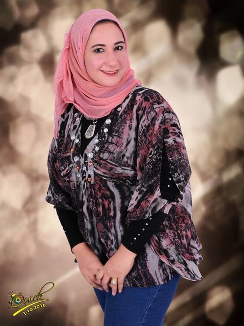 Hanaa - muslimische Hijabi heiße ägyptische Anwältin
 #79685355
