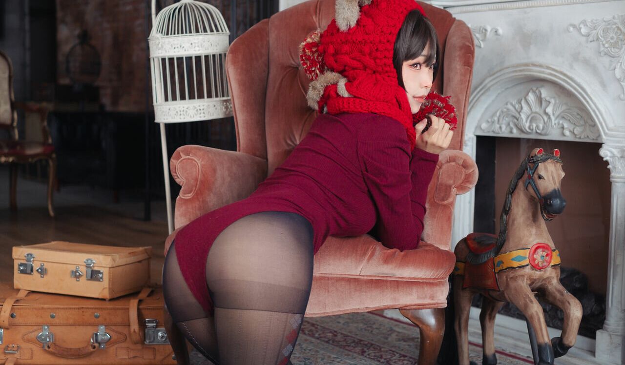 Eeelyeee nackt #108272243