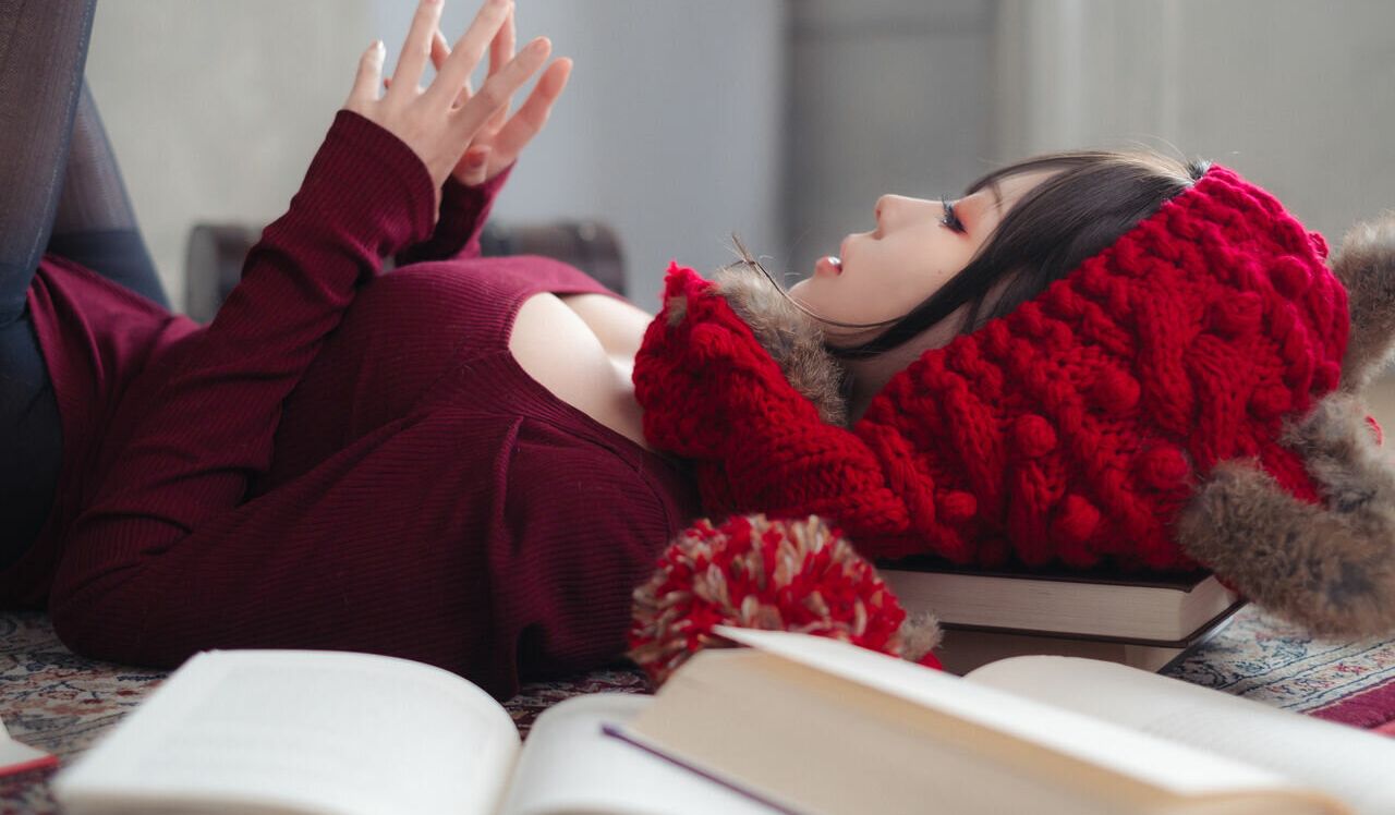 Eeelyeee nackt #108272245