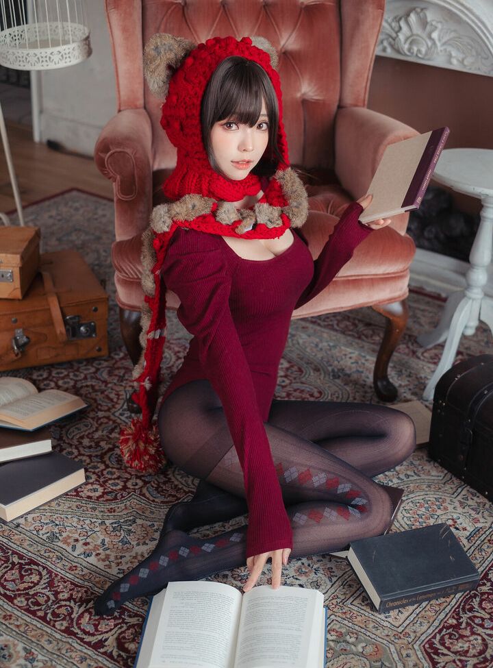 Eeelyeee nackt #108272258