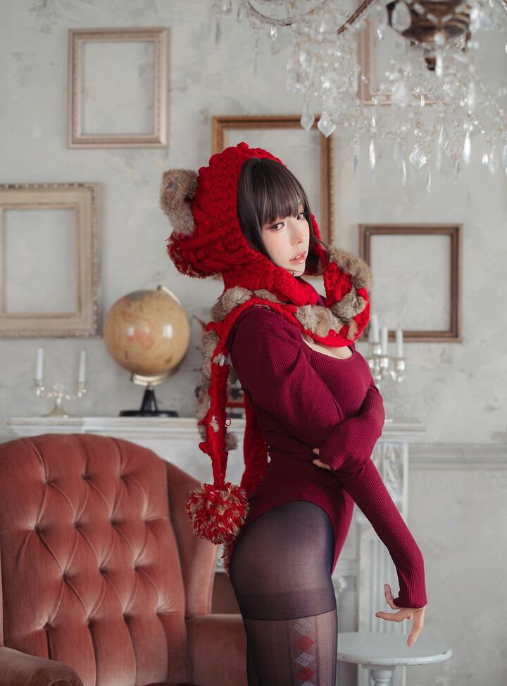 Eeelyeee nackt #108272262