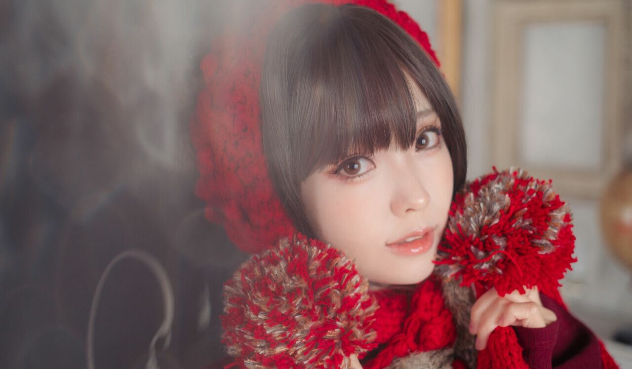 Eeelyeee nackt #108272264