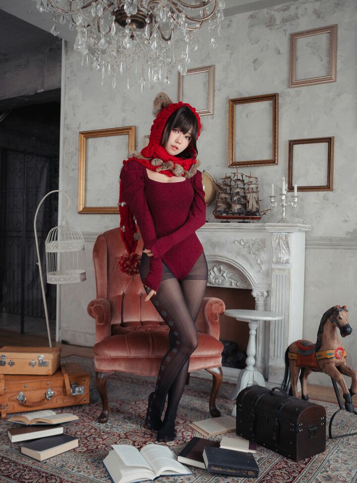 Eeelyeee nackt #108272267